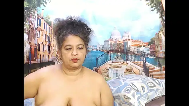 Snapshot of indianstar75 chatting on October 17, 11:08 pm indianstar75 online show from October 17, 11:08 pm