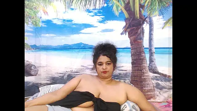 Snapshot of indianstar75 chatting on September 9, 6:08 pm indianstar75 online show from September 9, 6:08 pm