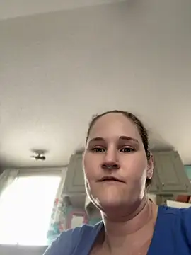 lolabunny9 online show from July 15, 4:22 pm
