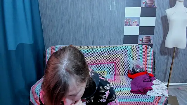 pa1e pr1ncess online show from November 30, 9:35 am