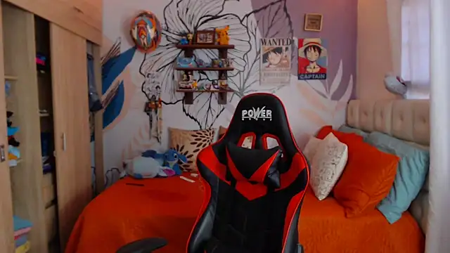 LinzyBaner online show from November 1, 10:03 pm