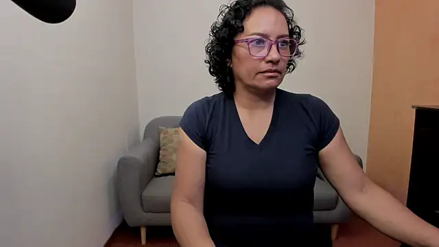 scarlet wet online show from June 9, 9:58 pm