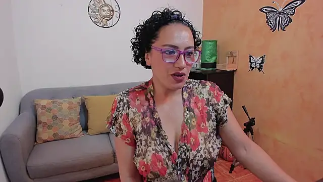 scarlet wet online show from March 9, 10:13 pm