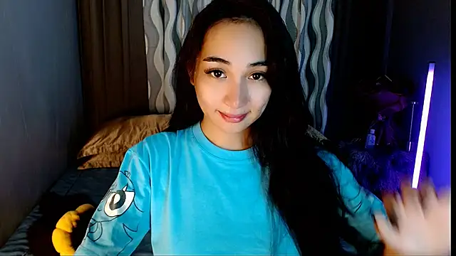 SweetLilly 18 online show from April 26, 3:15 am