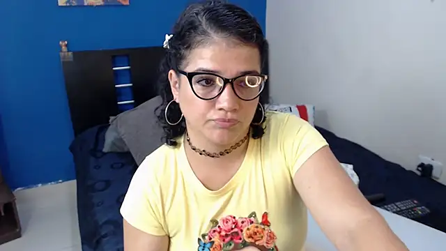 GlendaStarx online show from April 29, 8:03 pm