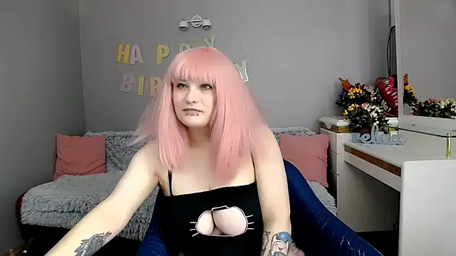 Estheri online show from April 27, 6:43 am