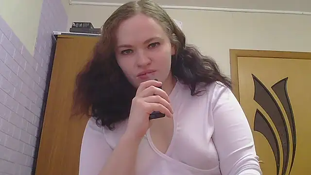 AliceForLoveOh online show from March 11, 12:59 am