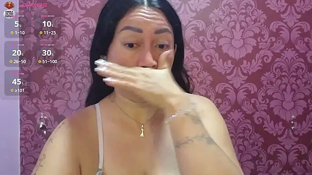 juliana diaz online show from April 27, 11:29 am