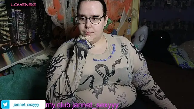 JannetPie online show from November 12, 3:59 am