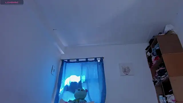 AlondraDiossa03 online show from April 26, 5:43 pm