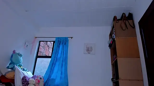 AlondraDiossa03 online show from November 10, 8:37 pm