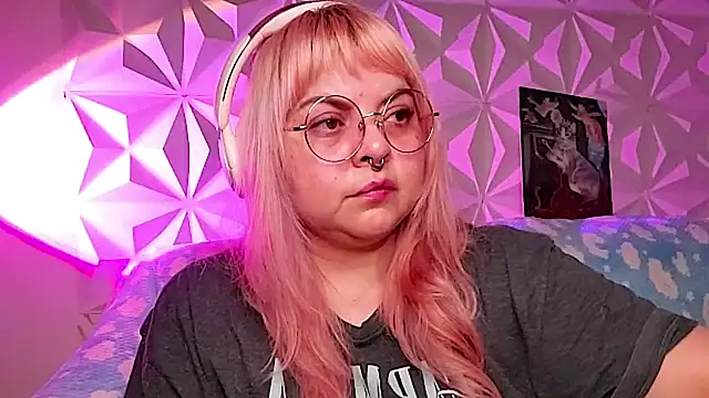 Satyn doll online show from April 20, 11:08 pm