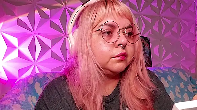 Satyn doll online show from April 21, 1:53 am