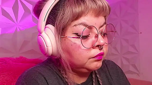 Satyn doll online show from December 4, 12:24 am