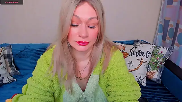 EllenMoore online show from February 23, 3:07 am