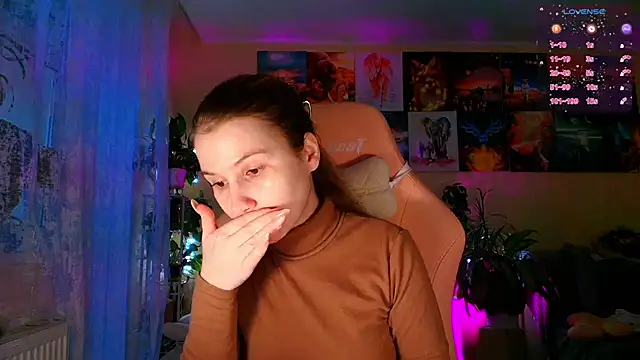 GoodWitch  online show from January 8, 7:34 am