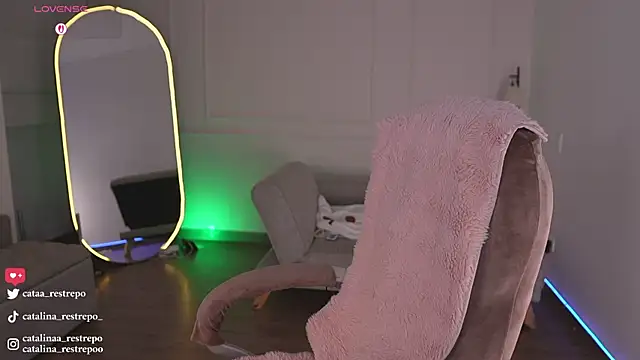 CATALINA RESTREPO online show from September 14, 2:42 am