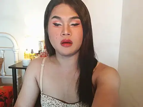 Snapshot of JustineBIGCUM chatting on October 25, 2:52 am JustineBIGCUM online show from October 25, 2:52 am