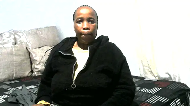 Snapshot of LadyLillyX chatting on September 22, 5:22 pm LadyLillyX online show from September 22, 5:22 pm