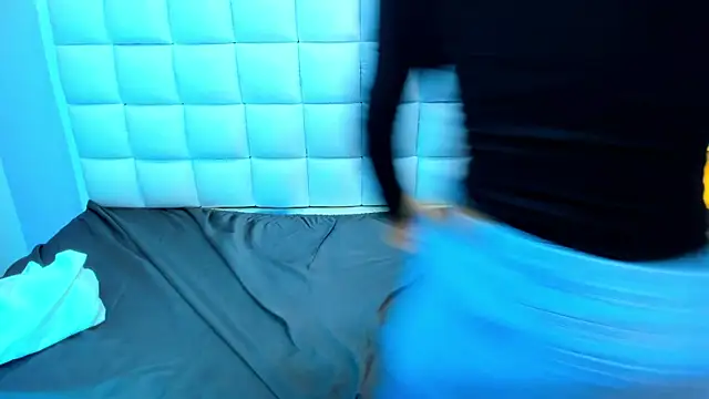 teresasroom  online show from April 19, 1:00 pm