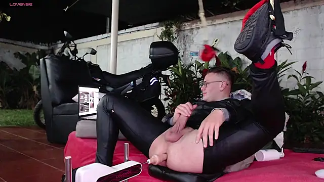 simon and david online show from January 11, 3:55 am