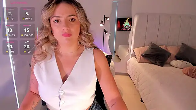 AmyWood online show from March 23, 9:54 pm