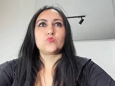 foxy-porn1 online show from June 1, 9:49 pm