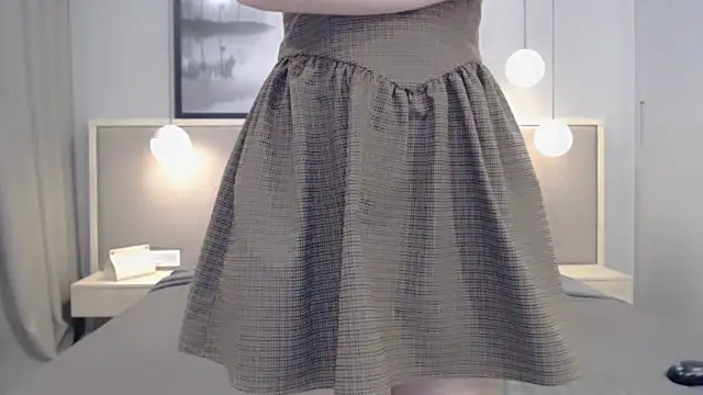 ShySchoolGirl online show from November 8, 6:24 pm