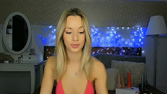 MiaBeeXX online show from October 6, 10:43 am