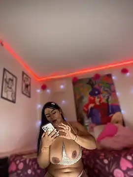 Emma Brown 12 online show from April 23, 9:06 pm