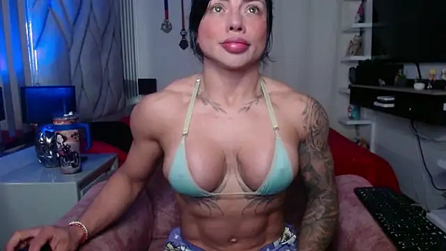 beautifulunna  online show from June 26, 4:25 am