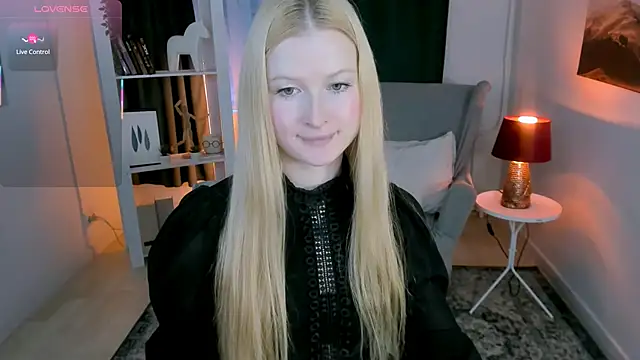 Laly Peach online show from November 3, 11:03 am