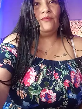 salomexlove 20 online show from June 6, 1:50 pm
