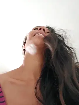 Luna-Natural online show from March 6, 3:51 pm