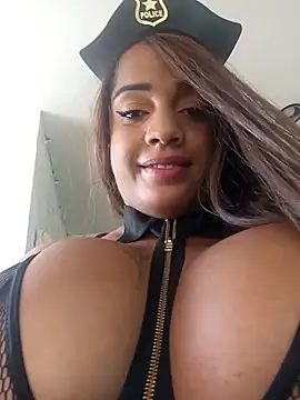 AbellaLizz online show from October 29, 8:55 pm