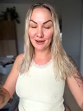 NastyMilf  online show from April 23, 10:01 am