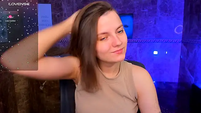 MelindaTin online show from April 24, 12:57 am