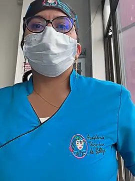 Ixchel Anaid online show from April 18, 3:14 pm