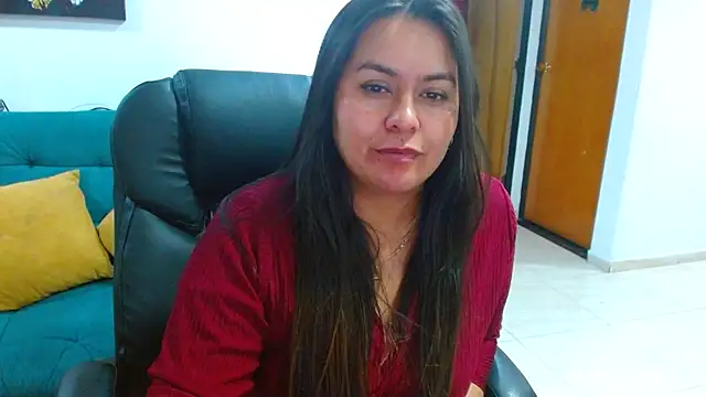 Ixchel Anaid online show from March 2, 7:15 am