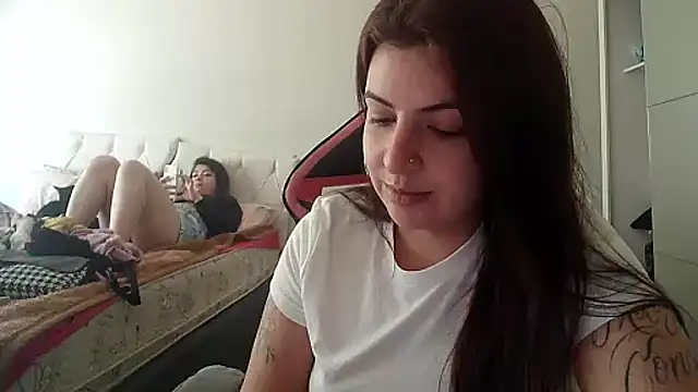 Snapshot of chelbyy chatting on October 22, 4:23 pm chelbyy online show from October 22, 4:23 pm