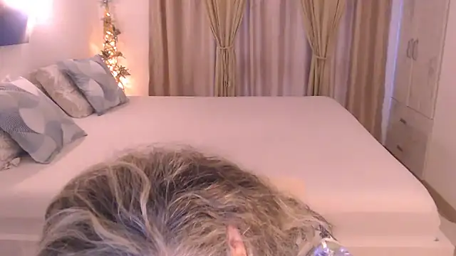 Raisshy online show from November 10, 12:00 pm