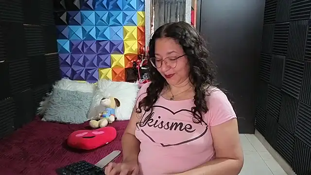 katifoxx online show from October 28, 3:51 pm