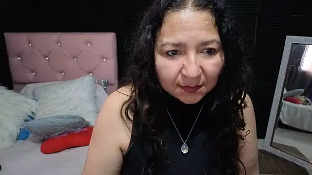 katifoxx online show from July 13, 5:14 pm