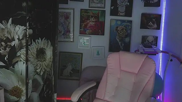 makiyahbelle online show from March 7, 10:55 am