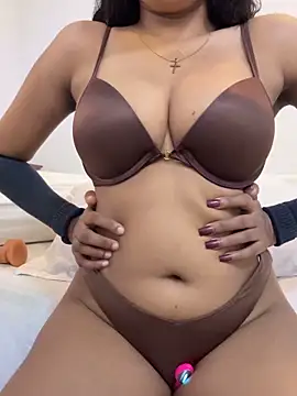 angelwavy online show from October 7, 1:10 am