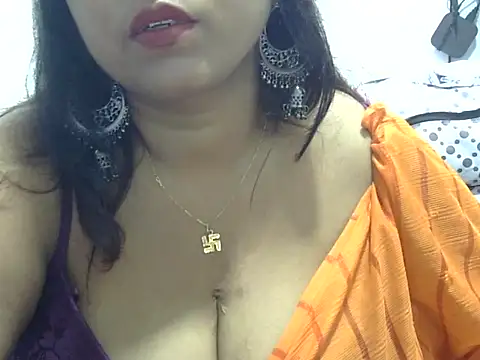 ROSEE MERRYYYY online show from April 18, 7:18 pm