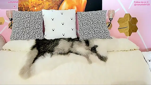 Maryelle online show from January 31, 7:45 pm