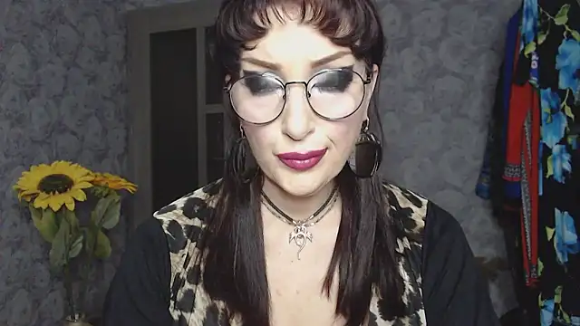 Aziza1 online show from April 26, 2:04 pm