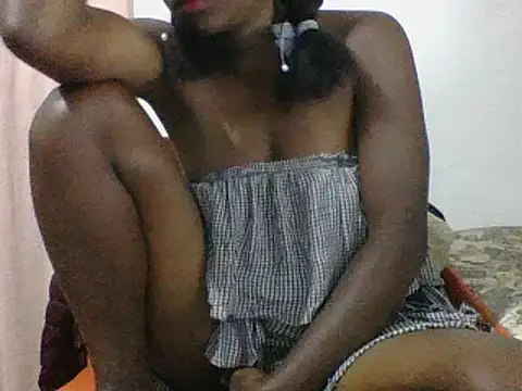 Snapshot of Hamie_sexy chatting on September 21, 7:34 pm Hamie sexy online show from September 21, 7:34 pm