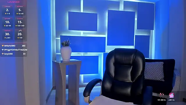 MorganHicks online show from April 15, 7:58 pm